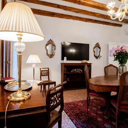 Gio&Gio Venice B&B-2
